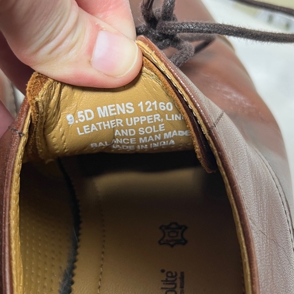 Men's Florsheim Cap Toe Oxford Cognac Brown Ortholite Size 9.5D - Picture 8 of 11